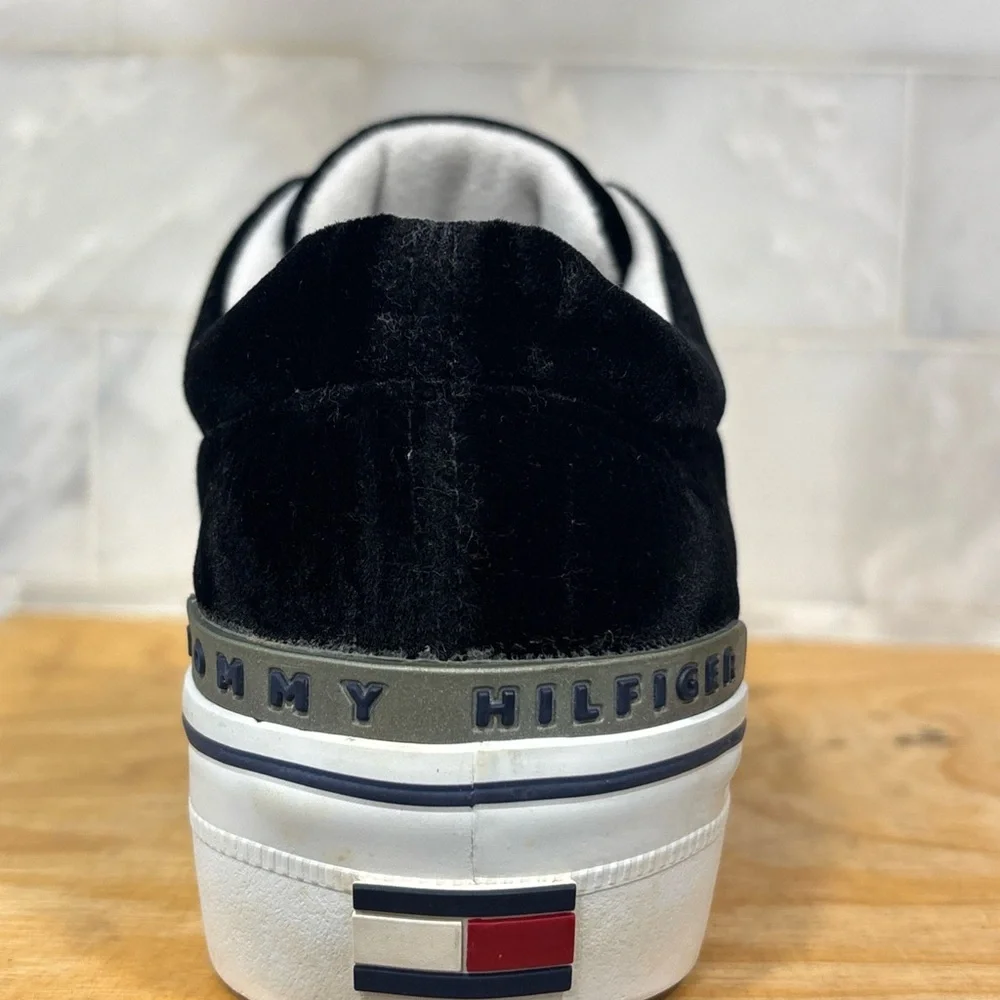 Tommy Hilfiger Womens Suede Sneakers  Black/White  Size 8.5M  W80721 - Picture 8 of 15
